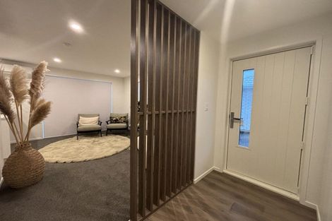 Photo of property in 1b Towai Street, Inglewood, 4330