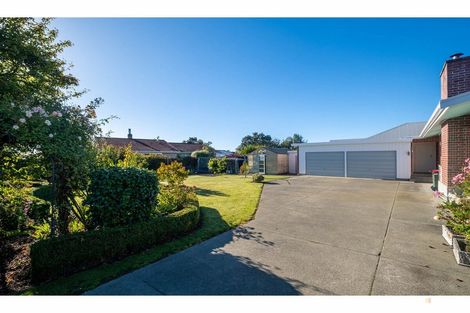 Photo of property in 1 Cashel Street, Waimate, 7924