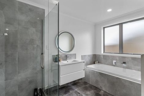 Photo of property in 22 Murray Ward Drive, Te Kauwhata, 3710