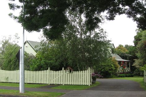 Photo of property in 234 Walter Strevens Drive, Conifer Grove, Takanini, 2112