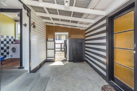 Photo of property in 13 Saint Annes Street, Levin, 5510