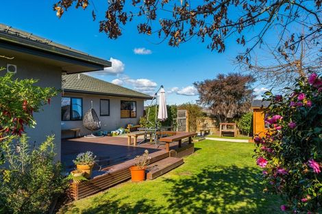 Photo of property in 23 Acacia Bay Road, Nukuhau, Taupo, 3330