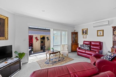 Photo of property in 39 Elizabeth Street, Orewa, 0931