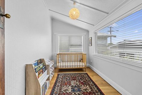 Photo of property in 178 Carrington Street, Lower Vogeltown, New Plymouth, 4310