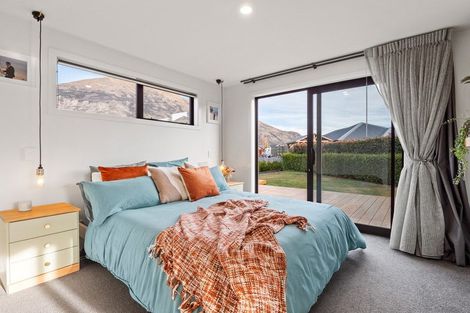 Photo of property in 9 Clover Lane, Lake Hayes, Queenstown, 9304