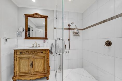 Photo of property in 37 Arthur Street, Hawera, 4674