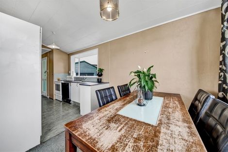 Photo of property in 3 Trimble Place, Bell Block, New Plymouth, 4312