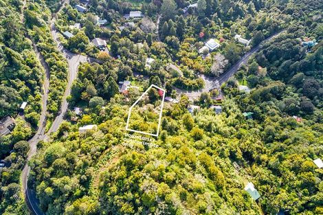 Photo of property in 898 West Coast Road, Waiatarua, Auckland, 0604