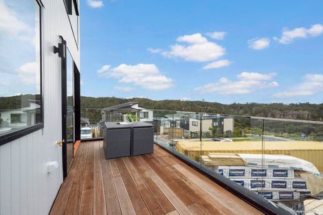 Photo of property in 10 Ringi Lane, Orewa, 0931