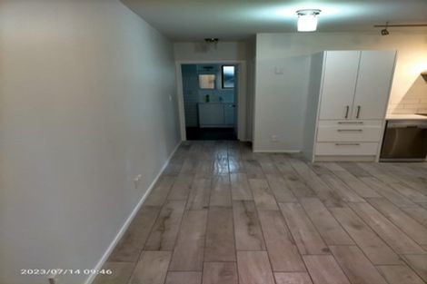 Photo of property in 24 Heaton Grove, Chatswood, Auckland, 0626