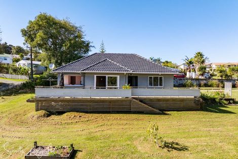 Photo of property in 15 Ash Grove, Maungaturoto, 0520