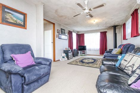 Photo of property in 5 Karina Place, Glen Eden, Auckland, 0602