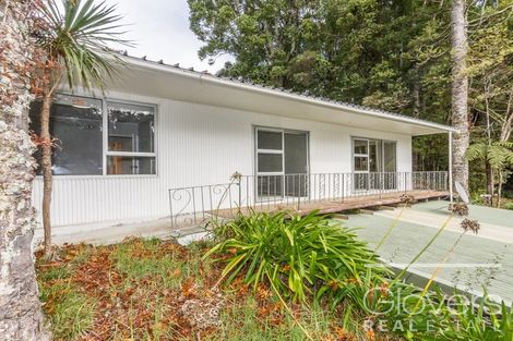 Photo of property in 3c Sylvan Valley Avenue, Titirangi, Auckland, 0604