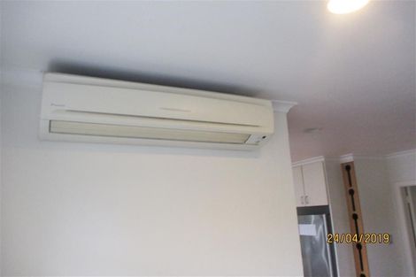 Photo of property in 2 Ilfracombe Place, Burnside, Christchurch, 8053