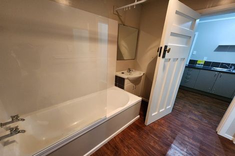 Photo of property in 8 Heretaunga Street, Petone, Lower Hutt, 5012