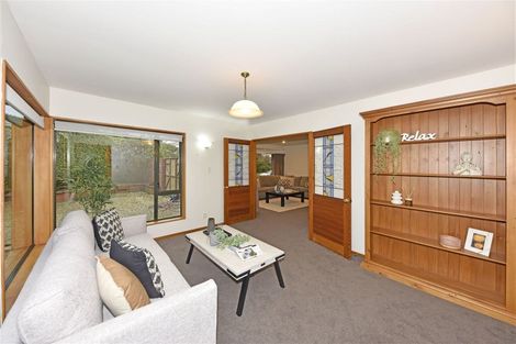 Photo of property in 10 Parkham Drive, Burnside, Christchurch, 8053