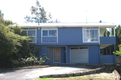 Photo of property in 1a Peter Terrace, Castor Bay, Auckland, 0620