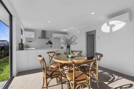 Photo of property in 8 Jersey Way, Papamoa, 3118