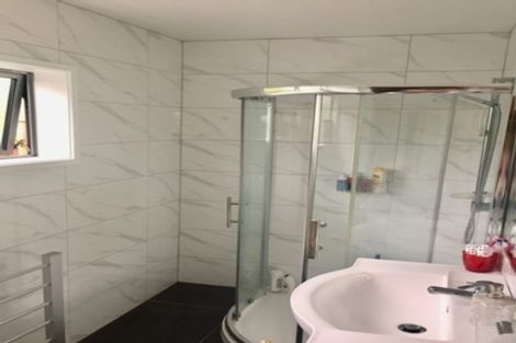 Photo of property in 44d Mountain Road, Mangere Bridge, Auckland, 2022