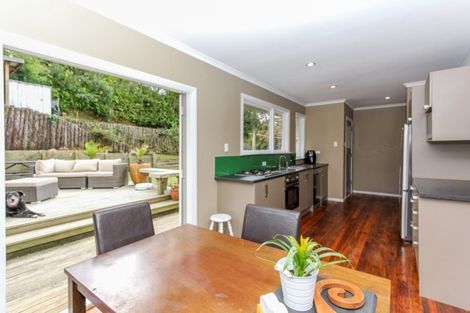 Photo of property in 32 Clawton Street, Westown, New Plymouth, 4310