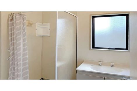 Photo of property in 53 Shamrock Street, Takaro, Palmerston North, 4412