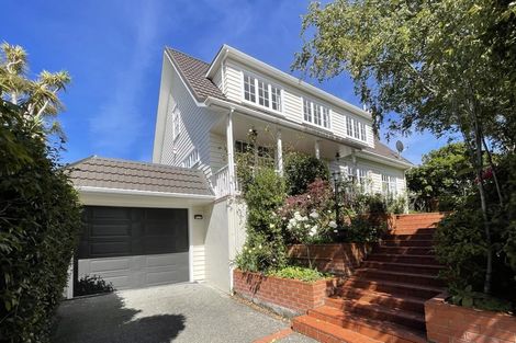 Photo of property in 43 Simla Crescent, Khandallah, Wellington, 6035