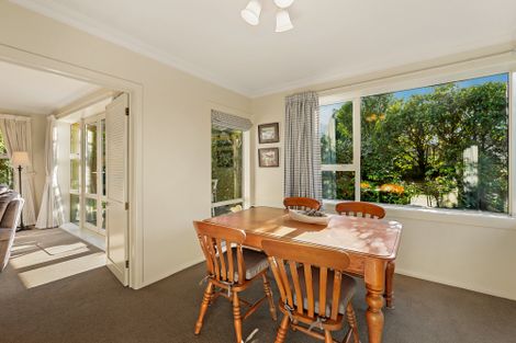 Photo of property in 32 Rosedale Place, Avonhead, Christchurch, 8042