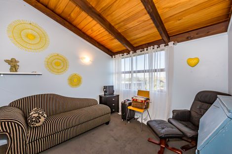 Photo of property in 47 Layton Road, Manly, Whangaparaoa, 0930