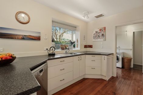 Photo of property in 32 Rosedale Place, Avonhead, Christchurch, 8042