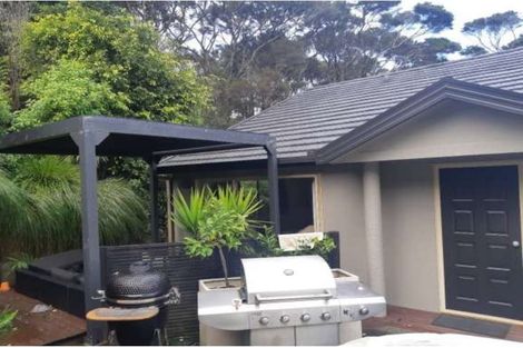 Photo of property in 2/114 Seaview Road, Glenfield, Auckland, 0629