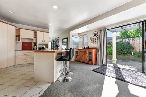 Photo of property in 21 Ayrshire Drive, Grandview Heights, Hamilton, 3200