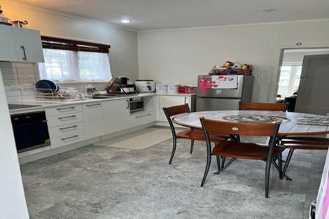 Photo of property in 1a Truscott Place, West Harbour, Auckland, 0618