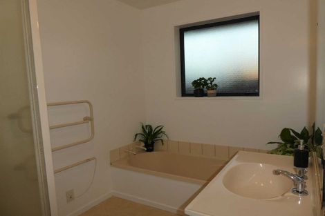 Photo of property in 363a Clyde Road, Bryndwr, Christchurch, 8053