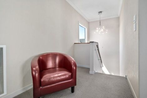 Photo of property in 27 Devoy Drive, Owhata, Rotorua, 3010