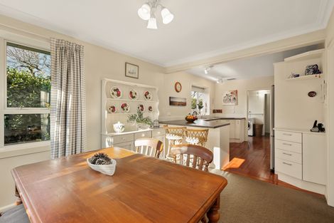 Photo of property in 32 Rosedale Place, Avonhead, Christchurch, 8042