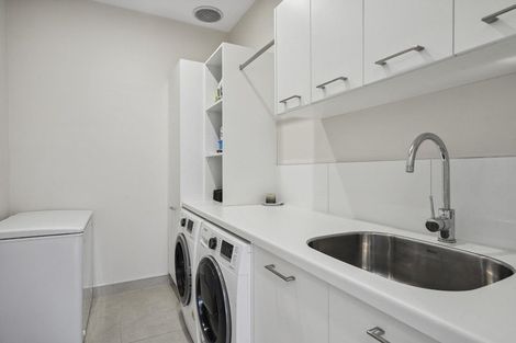 Photo of property in 85 Paremata Road, Paremata, Porirua, 5024