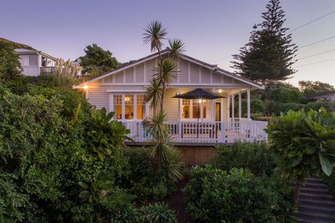 Photo of property in 25 Beach Road, Paekakariki, 5034
