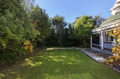 Photo of property in 76 Hawthorne Street, Strowan, Christchurch, 8052