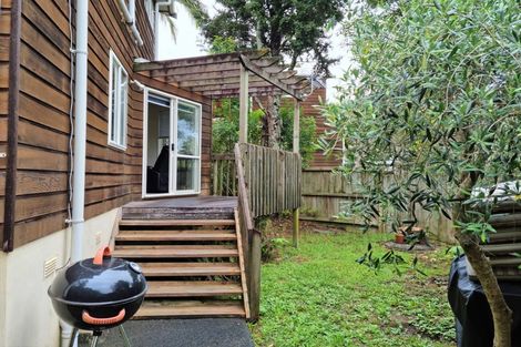 Photo of property in 3/111 Manuka Road, Bayview, Auckland, 0629