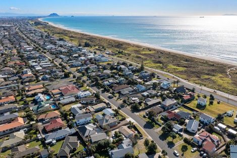 Photo of property in 200 Dickson Road, Papamoa Beach, Papamoa, 3118