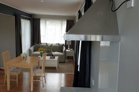 Photo of property in 11 Kambalda Street, Mangere Bridge, Auckland, 2022