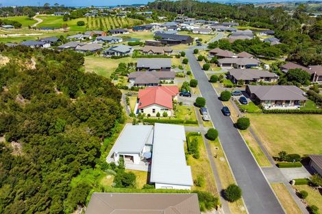Photo of property in 12 Park Avenue, Mangawhai Heads, Mangawhai, 0505
