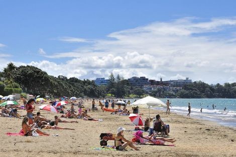 Photo of property in 2/14 Esmonde Road, Takapuna, Auckland, 0622