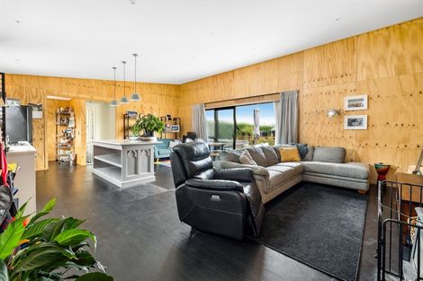 Photo of property in Luggate Park, 10 Cooper Crescent, Luggate, Wanaka, 9383