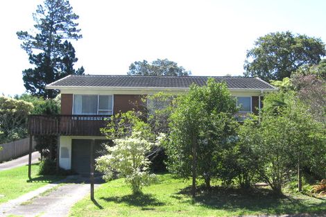 Photo of property in 19 Sispara Place, Beach Haven, Auckland, 0626