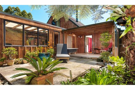 Photo of property in 2409 Awhitu Road, Awhitu, Waiuku, 2684