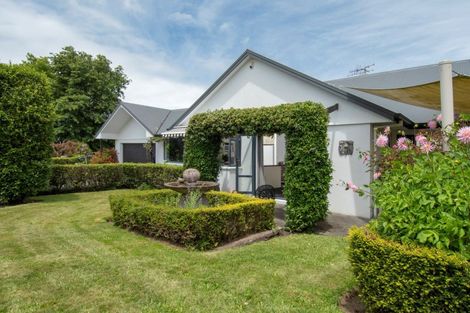 Photo of property in 46 Grantston Drive, Pyes Pa, Tauranga, 3112