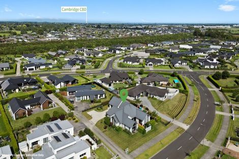 Photo of property in 77 Baxter Michael Crescent, Cambridge, 3434