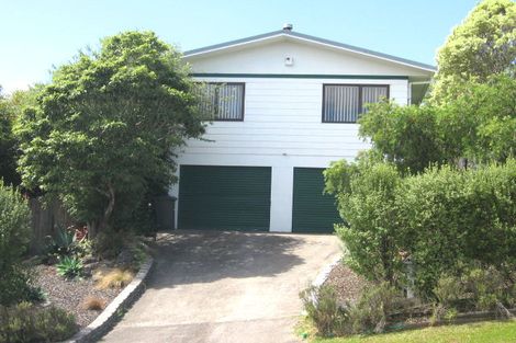 Photo of property in 15 Anne Mclean Drive, Bayview, Auckland, 0629