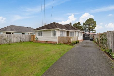 Photo of property in 17 Bolton Place, Otara, Auckland, 2023